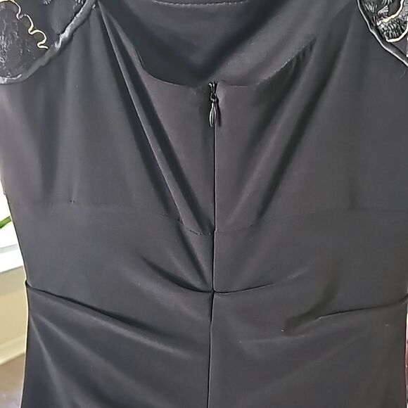 Cache Black Mermaid Maxi Dress with Embroidered Sleeves Size 0 - Picture 6 of 7